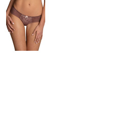 Rosa Faia by Anita Fleur Brief