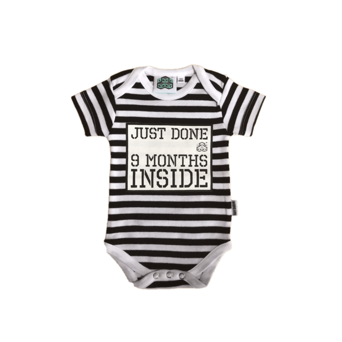 Funny Newborn Gift for New Parents - Baby Shower - coming home outfit - just done 9 months ®