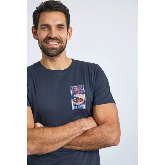Weird Fish I Clam Organic Cotton Artist T-Shirt Navy S