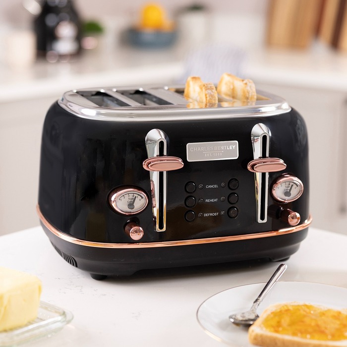 4 Slice Toaster Black & Rose Gold