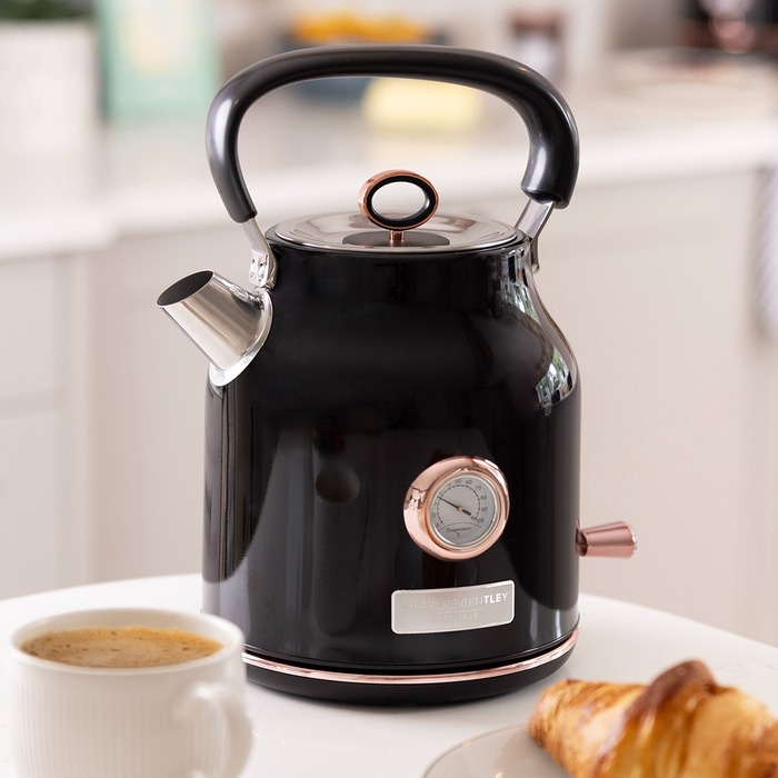 1. 7L Kettle Black & Rose Gold