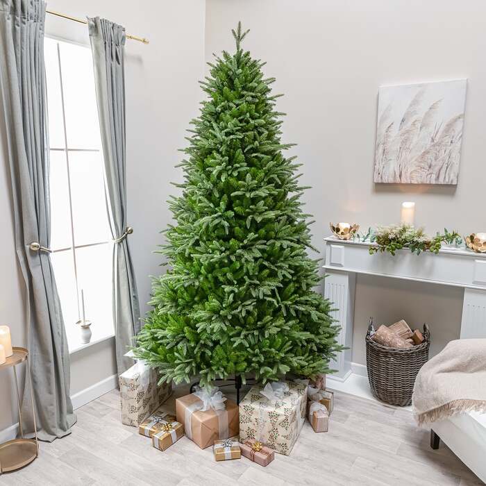 Blenheim Fir Artificial PE Christmas Tree 6. 5FT, 7. 5FT, 7. 5ft (2. 3m)