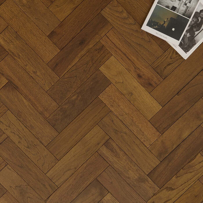 Lusso Carrara Luxe Antique Herringbone Engineered Oak