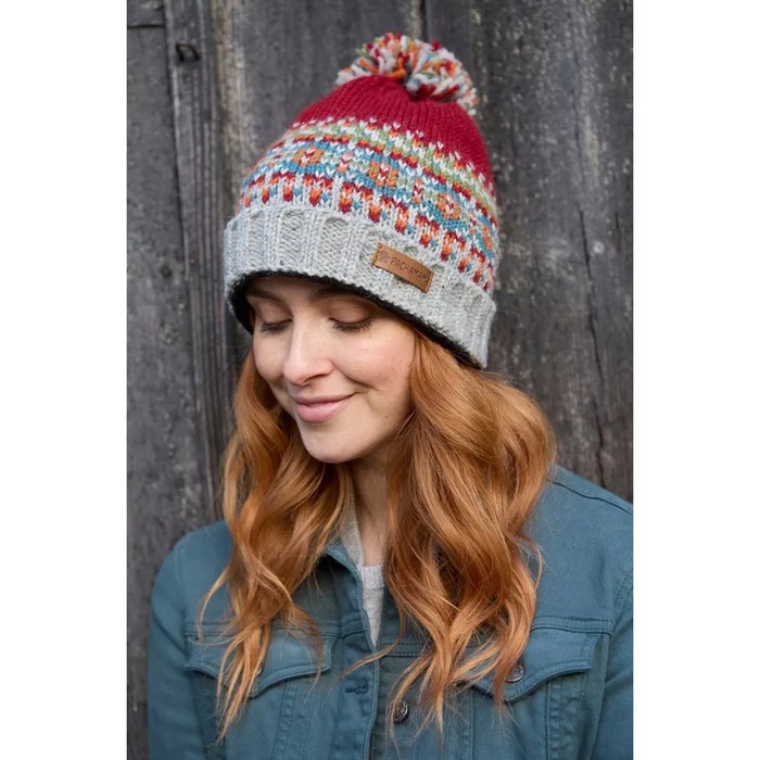 Pachamama Iona Roll Back Bobble Beanie Burgundy