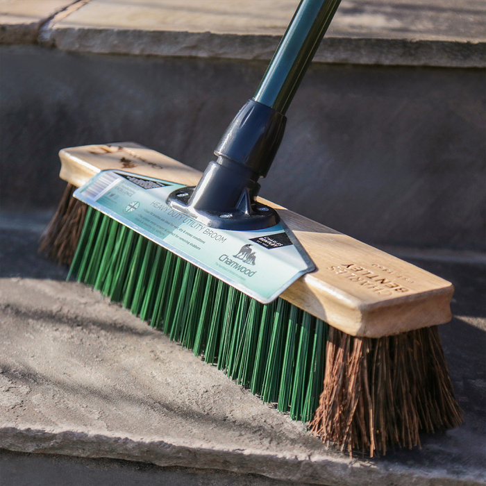 16" Utility Broom with Scraper FSC® 100%