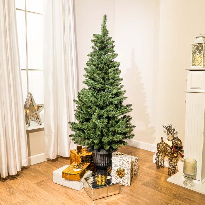4ft - 5ft Potted Belgravia Spruce PE Artificial Christmas Tree, 5ft