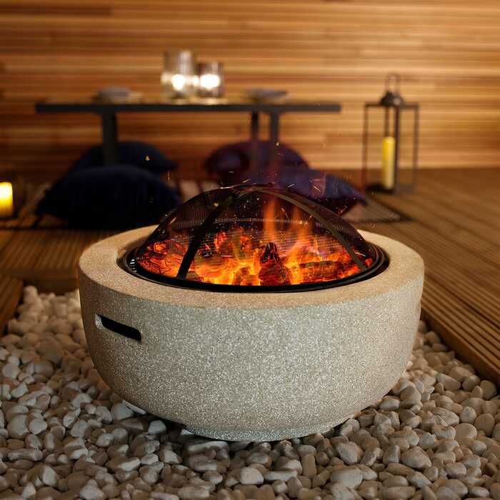 60cm Round Magnesia Fire Pit with Mesh Cover