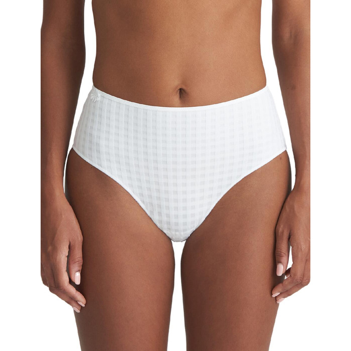 Marie Jo Avero Full Brief