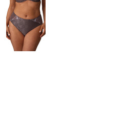 Prima Donna Mohala Full Brief