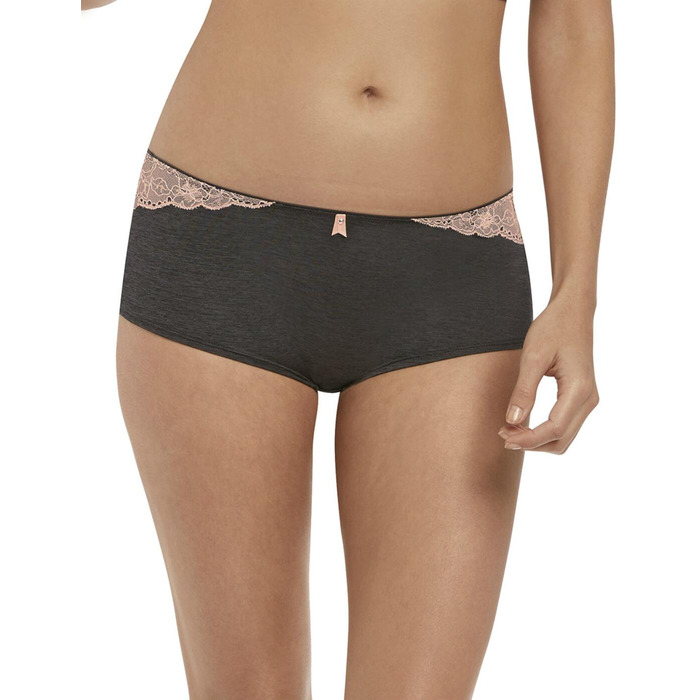 Freya Chi Short