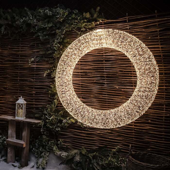 Pre-Lit Christmas Gold Light-Up Wreath 116cm with 15,000 Warm White LED Micro-lights