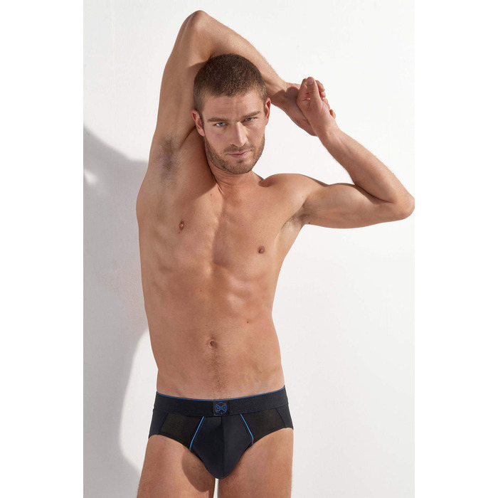 HOM NOS Sports Lab Mini Brief