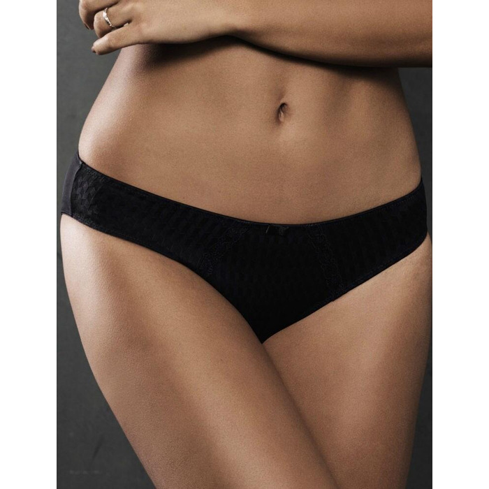Rosa Faia by Anita Charlize Brief