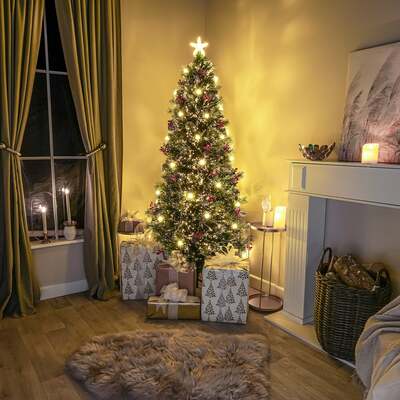 Green Fibre Optic Christmas Tree 3ft - 7ft with Berries, Cones and Warm White LED Stars, 7FT