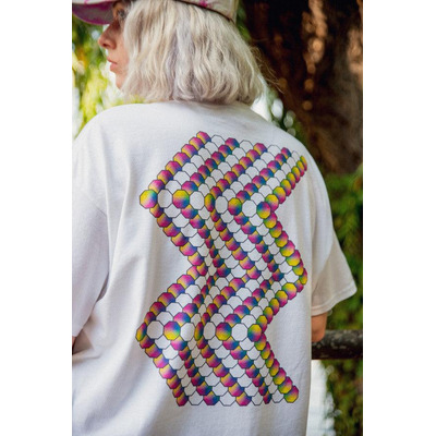 Tshirt in White with Zig-Zag Geometric Logo Print