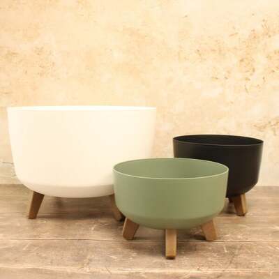 Low Plant Pots Made From Recycled Plastic Zinnia
