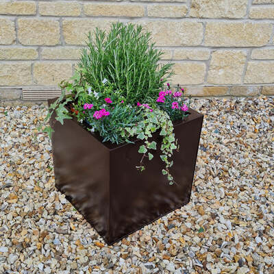 Zinc Planters Cube Black and Bronze Aluzinc