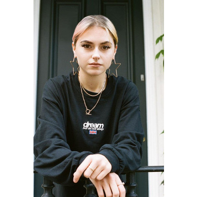 Long Sleeved T-shirt Black With Dream Embroidered Logo