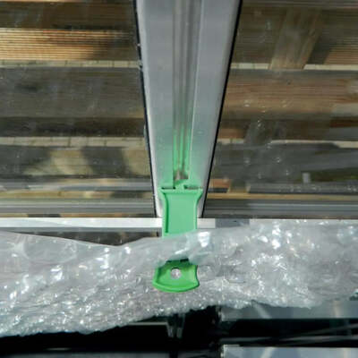 Greenhouse Fixing Clips for Shading and Insulation
