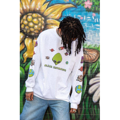 Long Sleeved T-Shirt in White With Alien Invasion Print