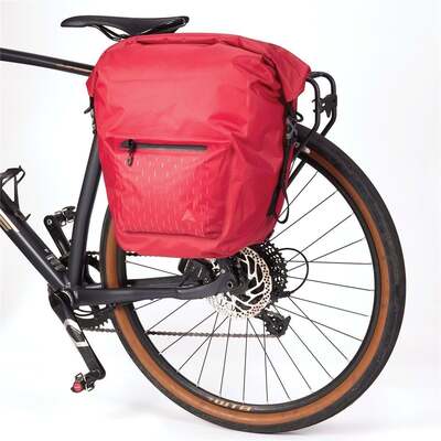 Thunderstorm Adventure 25 Cycling Pannier Charcoal &pipe; 15L Roll-Top Closure, Waterproof with Welded Seams &pipe; Durable & Reflective &pipe; Altura