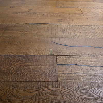 Nature 15/4 x 220mm Golden Oak Distressed Hand Sawn Engineered Wood Flooring