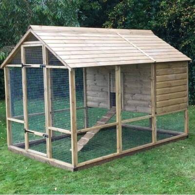 Highfield Walk In Poultry House and Run for up to 18 hens