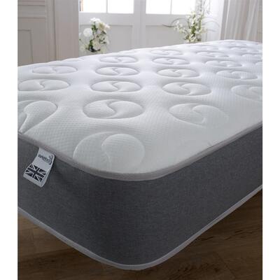 Starlight Beds™ &pipe; Memory Fibre Mattress with a luxurious Soft Cool cover - 2ft6 Small Single Mattress (75cm by 190cm)