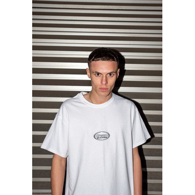 Short Sleeved T-shirt In White With Oval Logo Embroidery